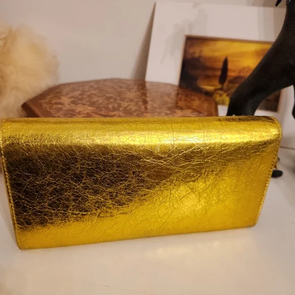 EUC Very Rare Balenciaga wallet with Unbranded Gold Chain.